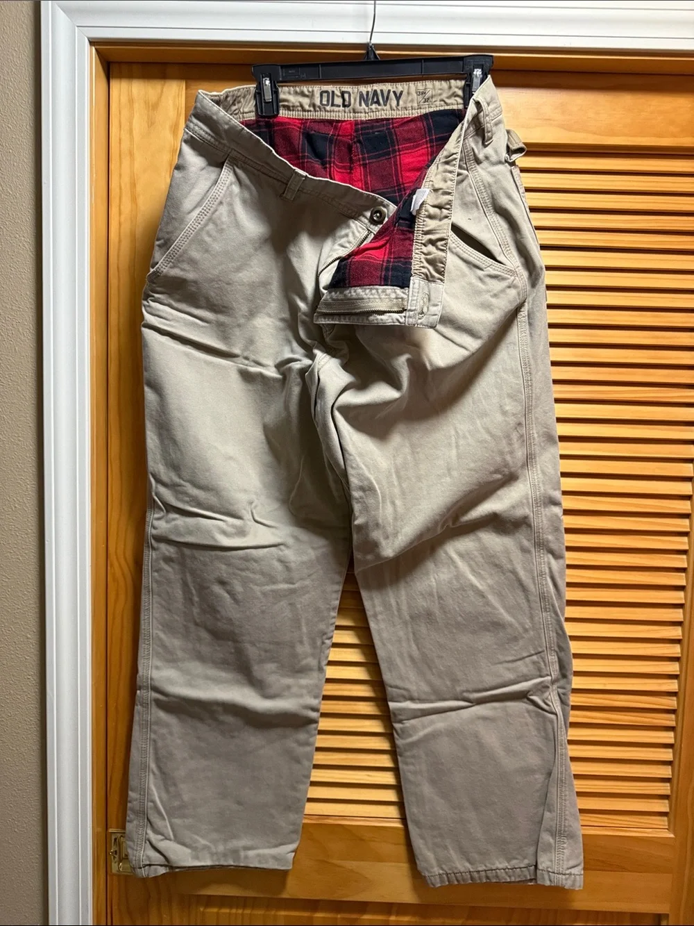 Old Navy Men's Tan Khaki Chinos with Red Plaid Waist Lining 38x32